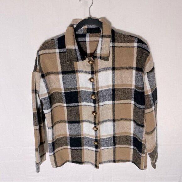 Women’s Tan Brown White Plaid Flannel Button Up Short Shacket S - Picture 14 of 14